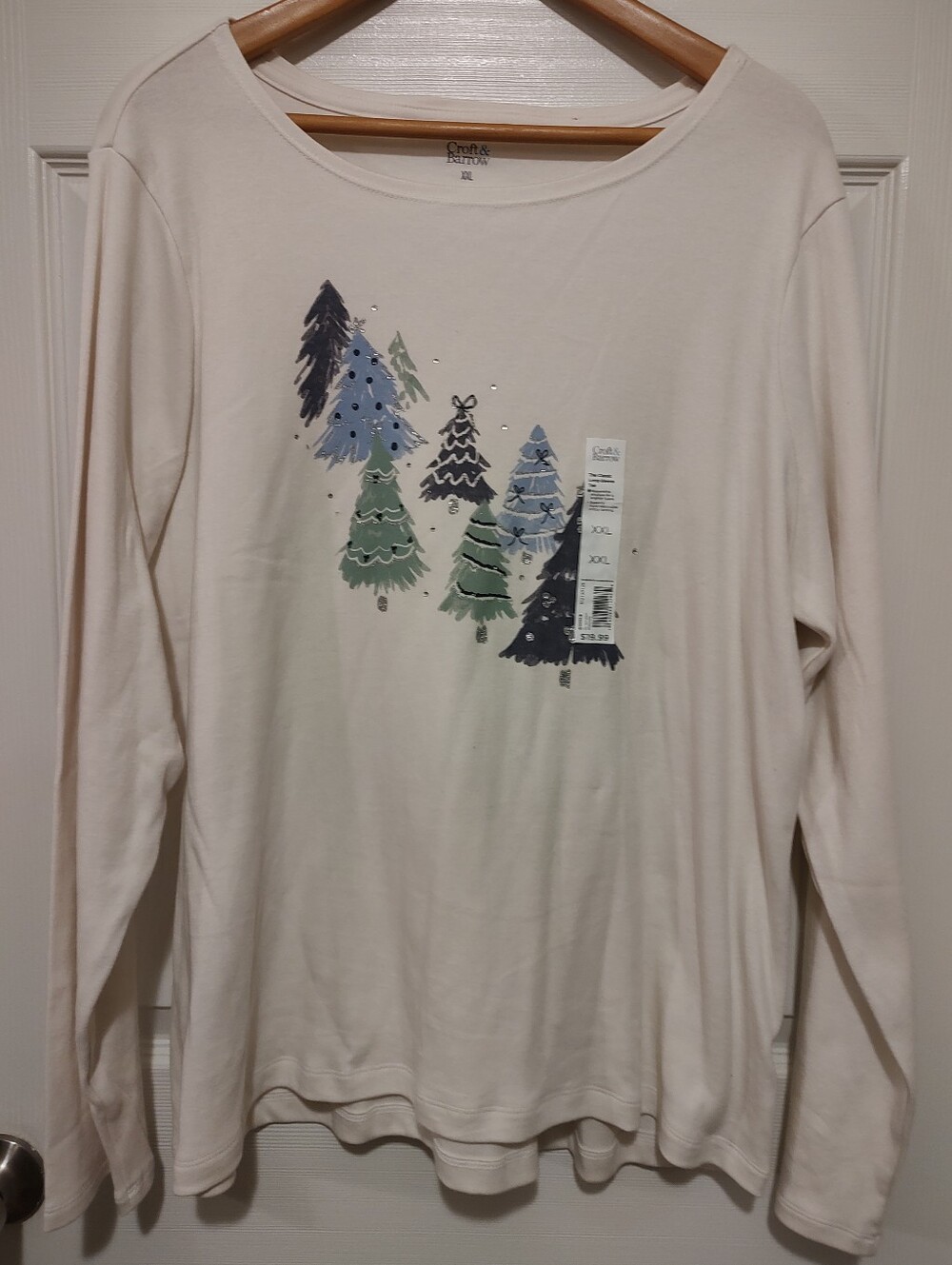 croft & barrow Cream Long-Sleeve Sweater with Green and Blue Tree Motif